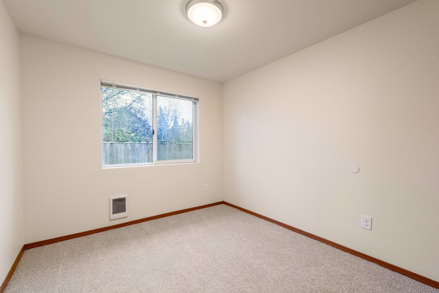 Cheney Heights Image 7