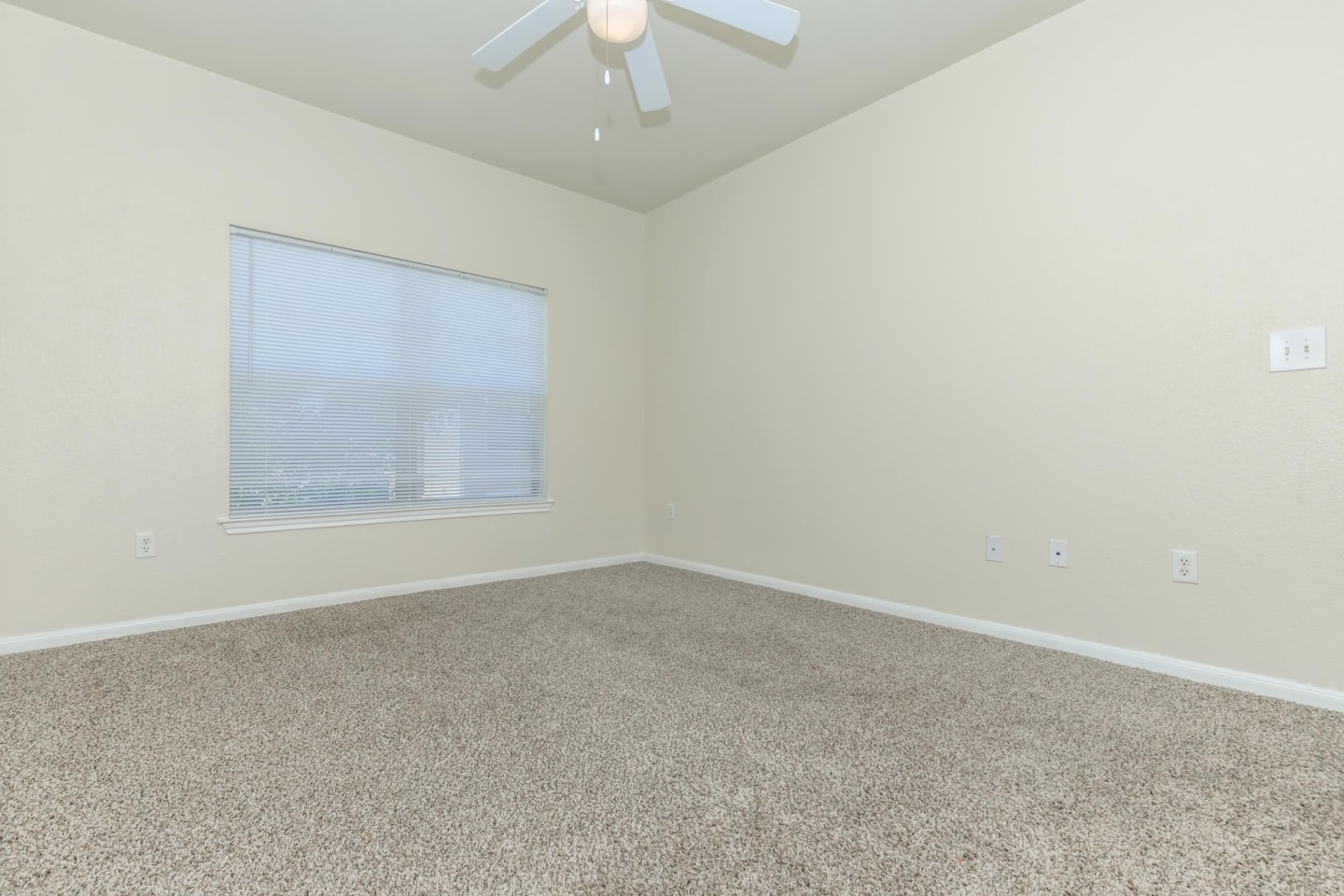 Affordable Housing - Cypress Creek on Jason Avenue Image 27