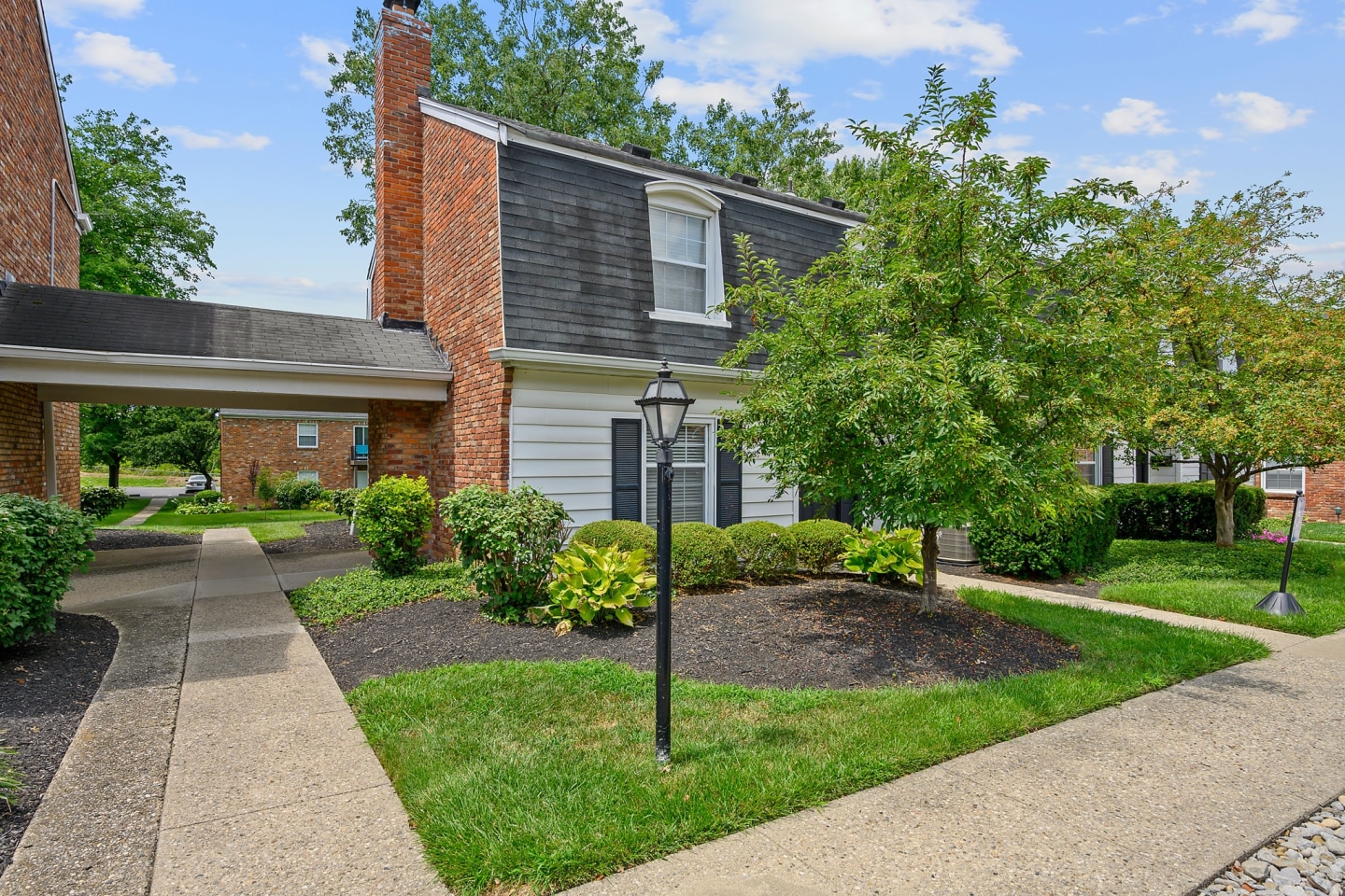 Olde Towne In Kenwood Image 31