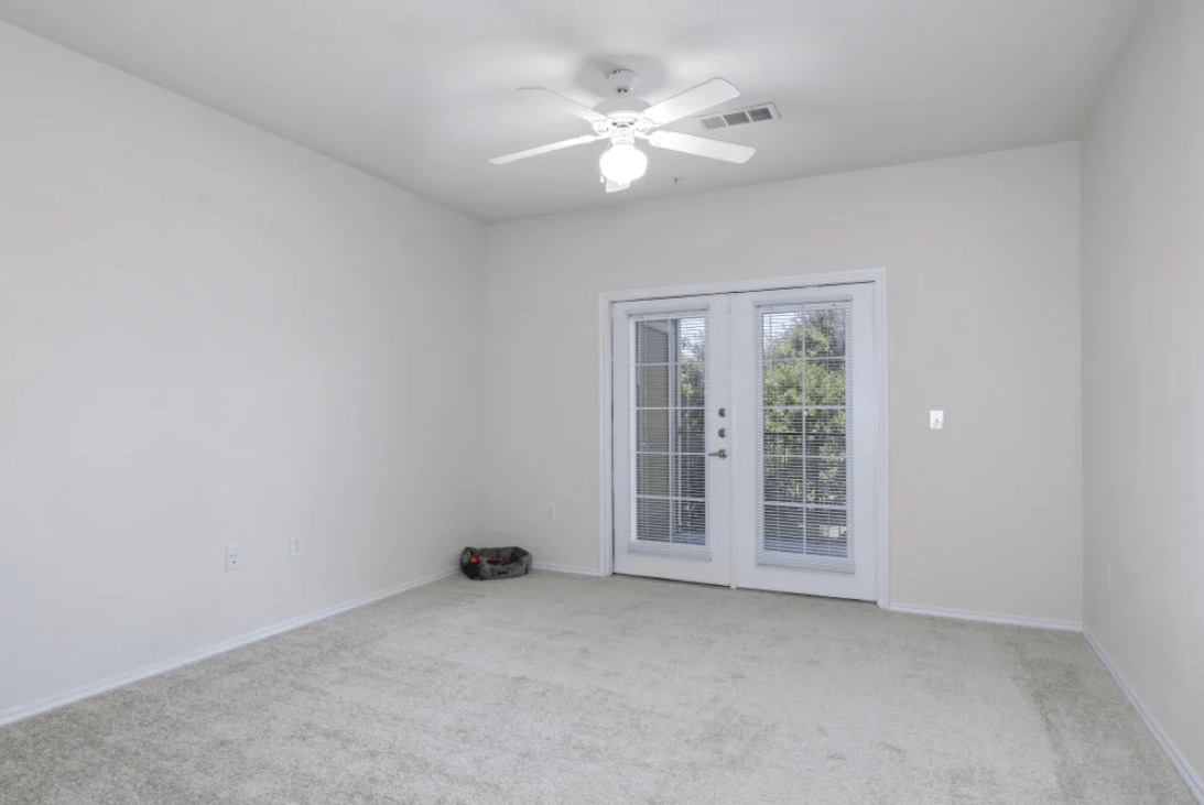 Belle at Bay Colony 55+ Apartments Image 16