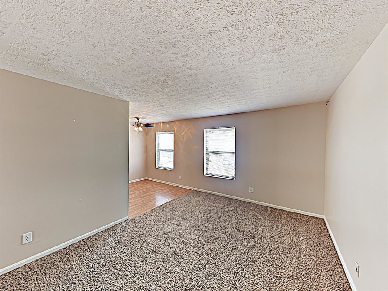 Maplewood Apartments Image 4