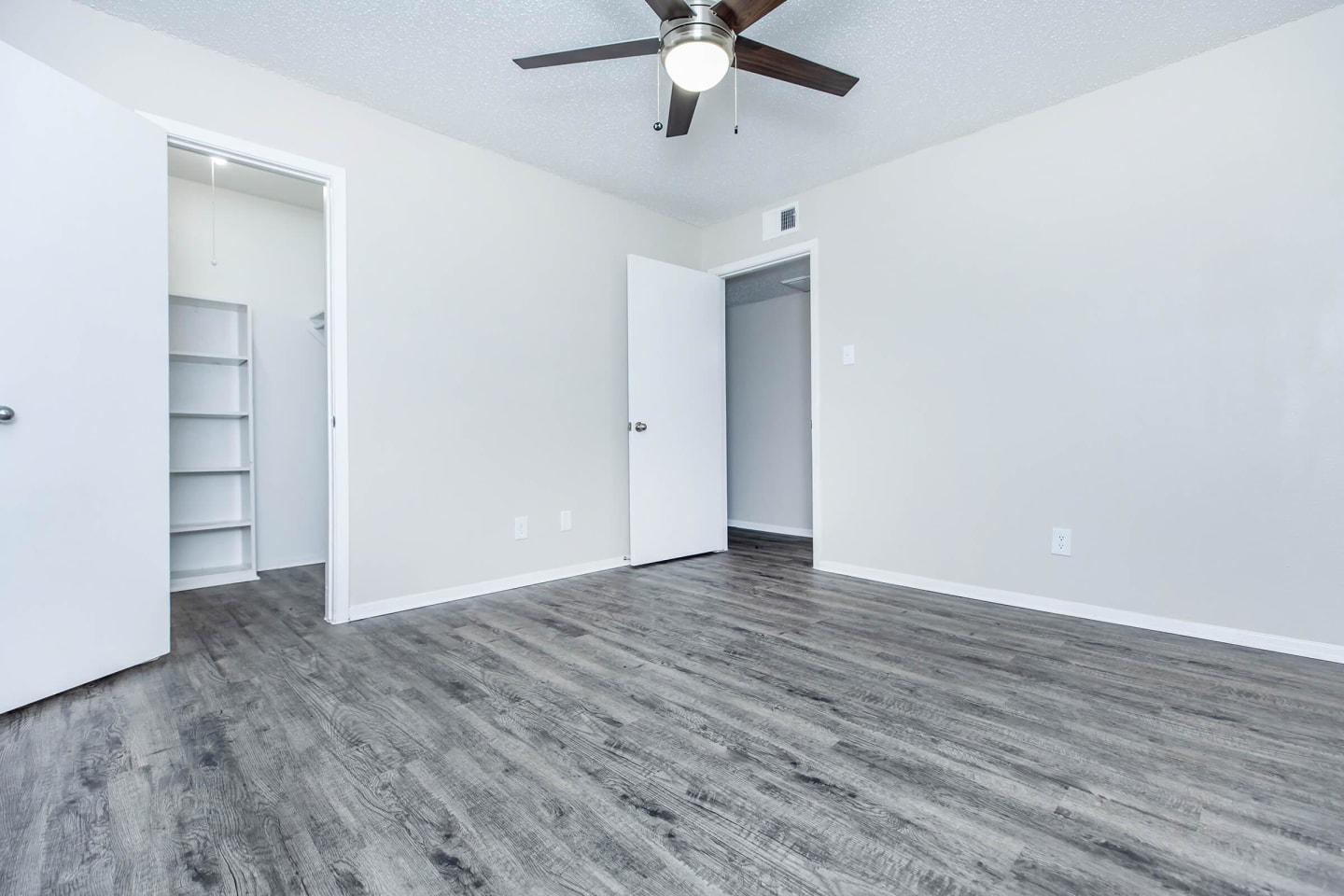 Tree Top Apartments Image 38