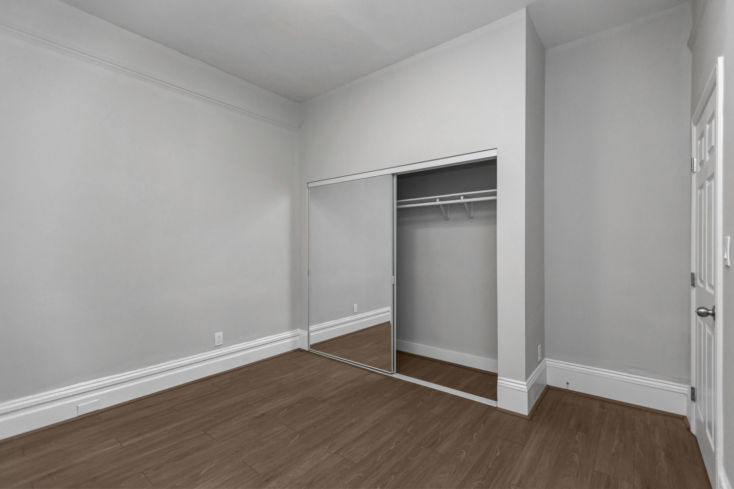 800 LYON Street Image 13
