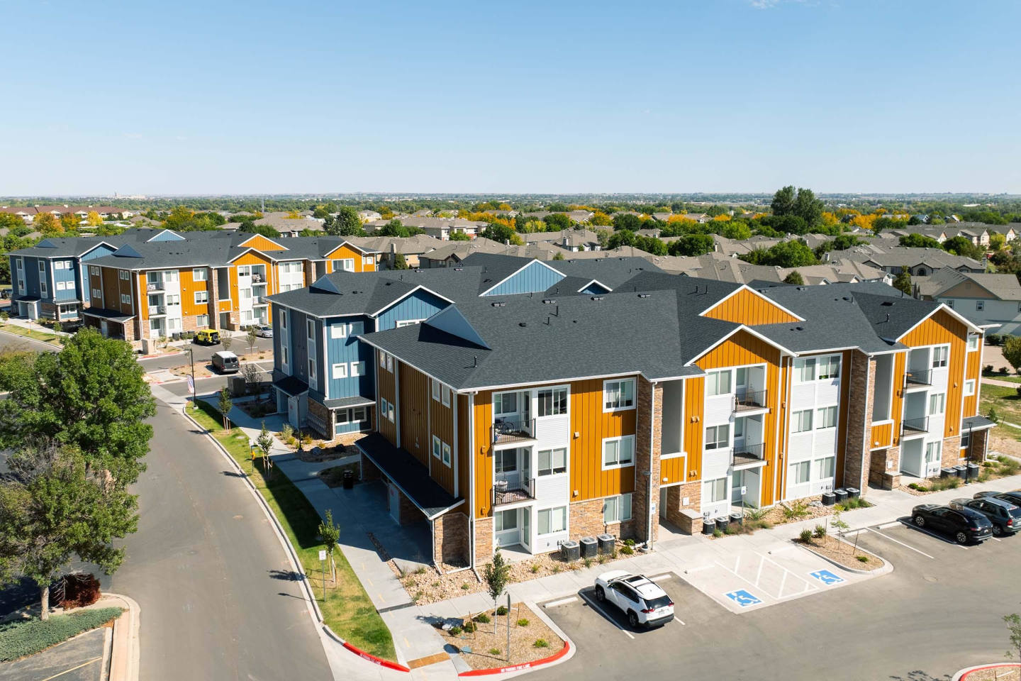 Rendezvous Trail Apartments Image 6