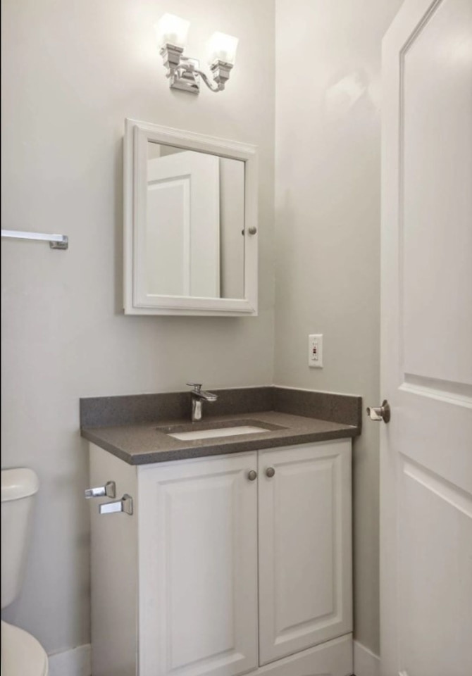 1524 Lasalle Avenue Image 2