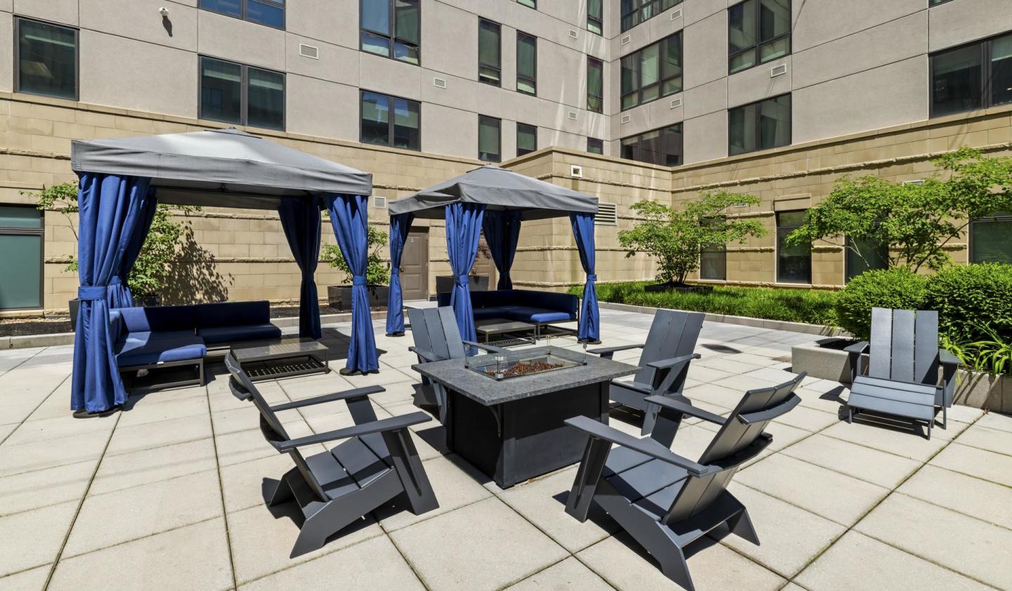 Axiom Apartment Homes Image 14