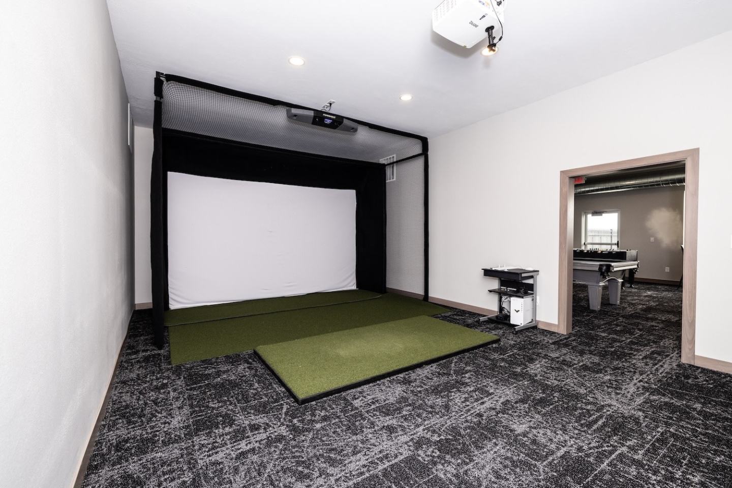 Cherry Creek Village Image 19