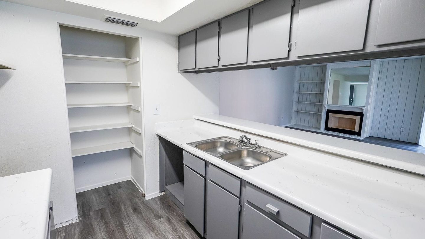 Trenton Place Image 24