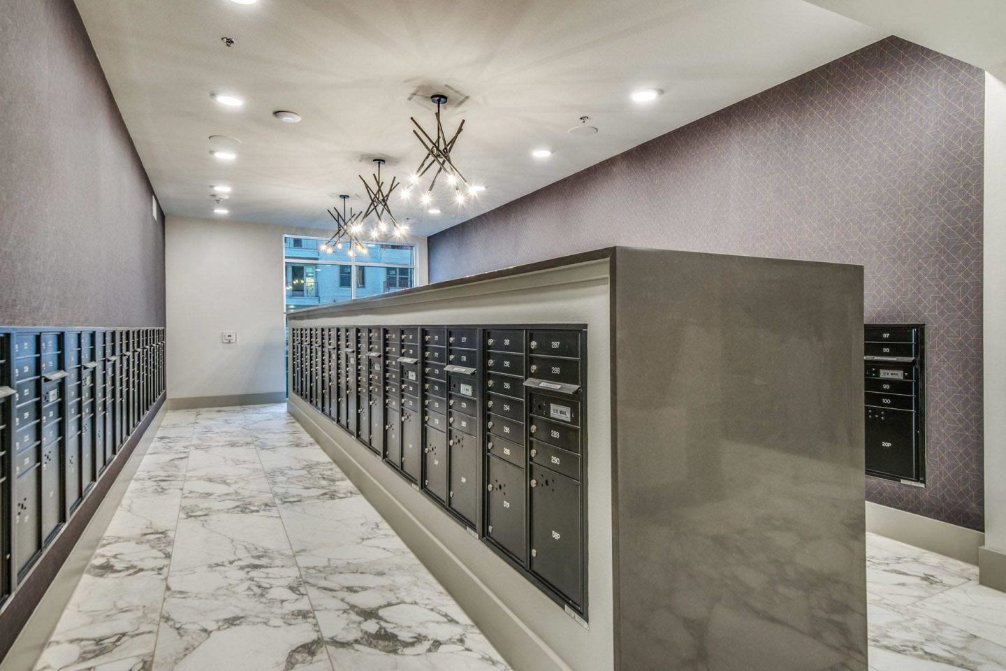 Luxia Gallery House Image 8