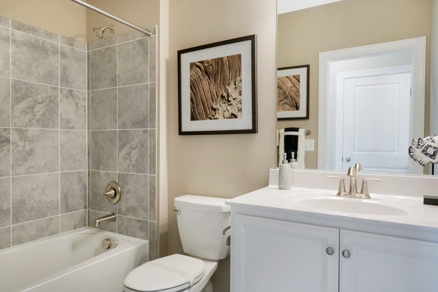 Refinery Townhomes Image 10