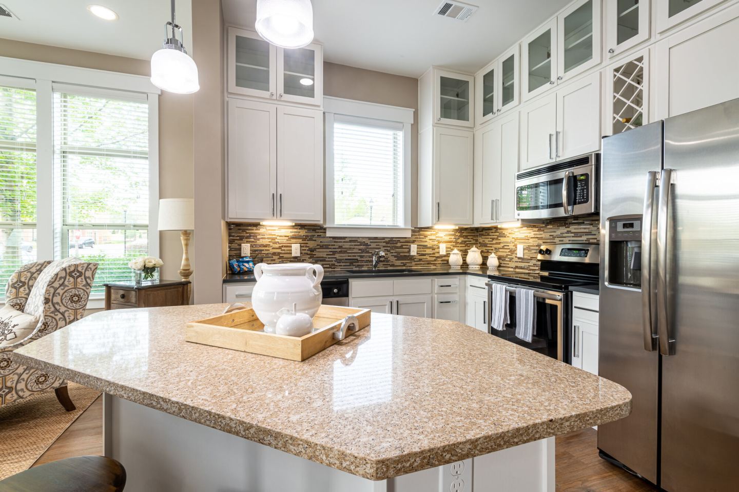 Apartments at Palladian Place Image 11