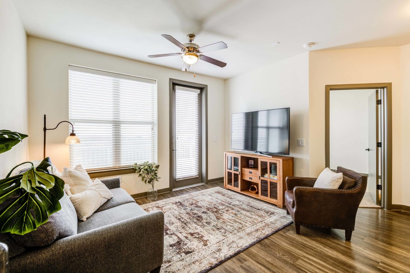 Overture Highlands - 55+ Apartment Homes Image 3