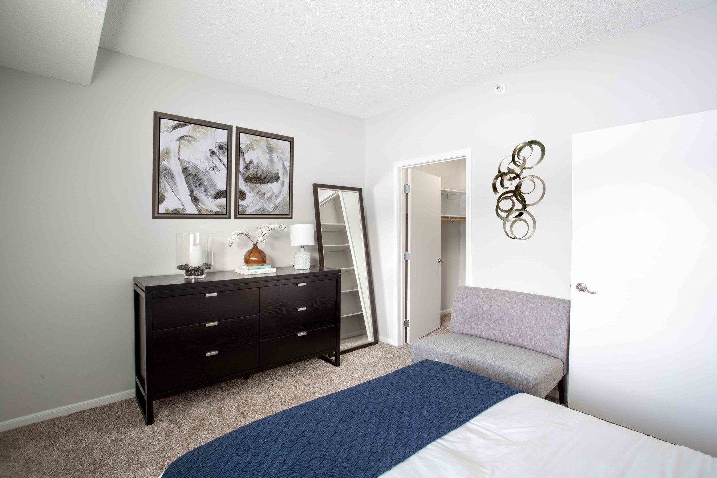 Avana Addison Image 24