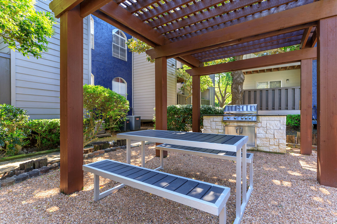Crows Nest Apartments Image 4
