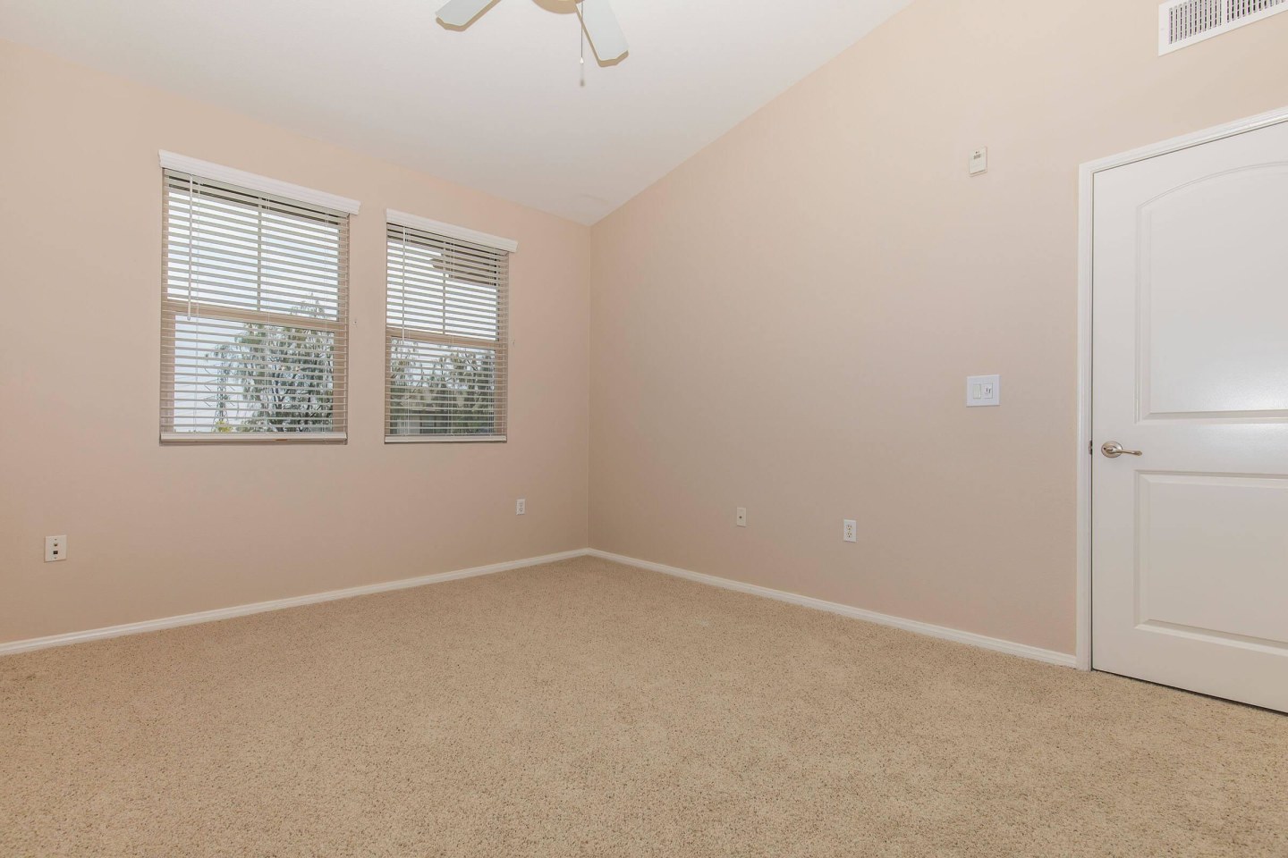Meadow Square Apartment Homes - Affordable Housing Image 4