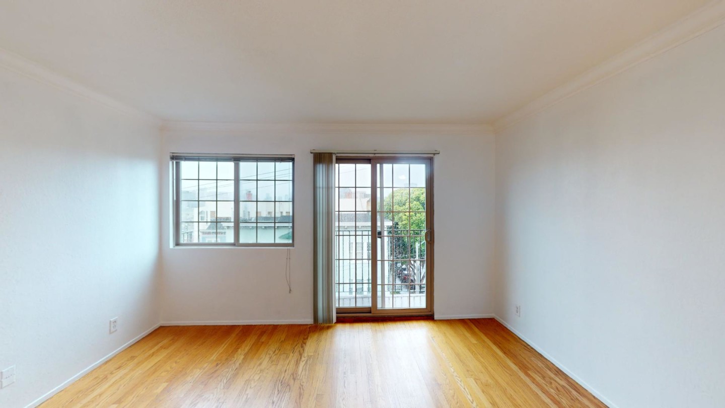 600 Oak Image 13