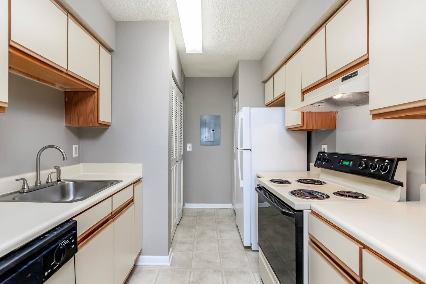 Hickory View Image 32