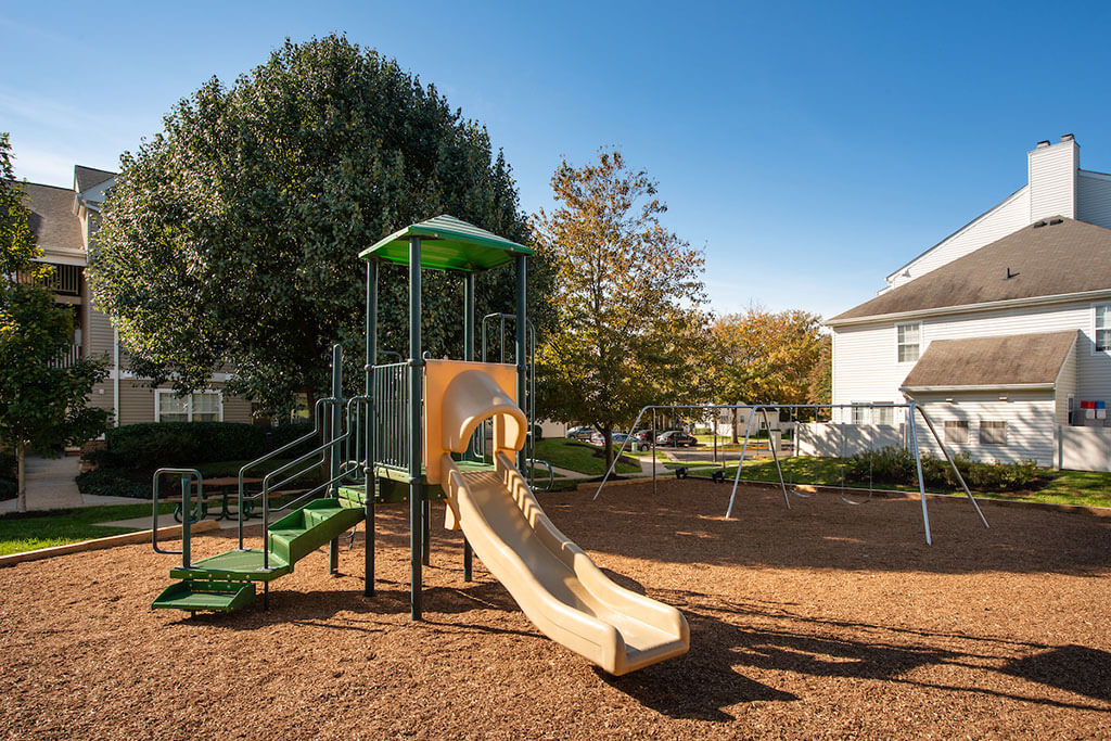 Saratoga Square Image 14