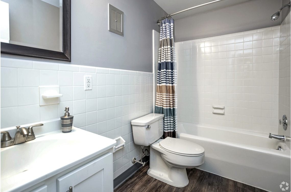 Highview Manor Apartments Image 25