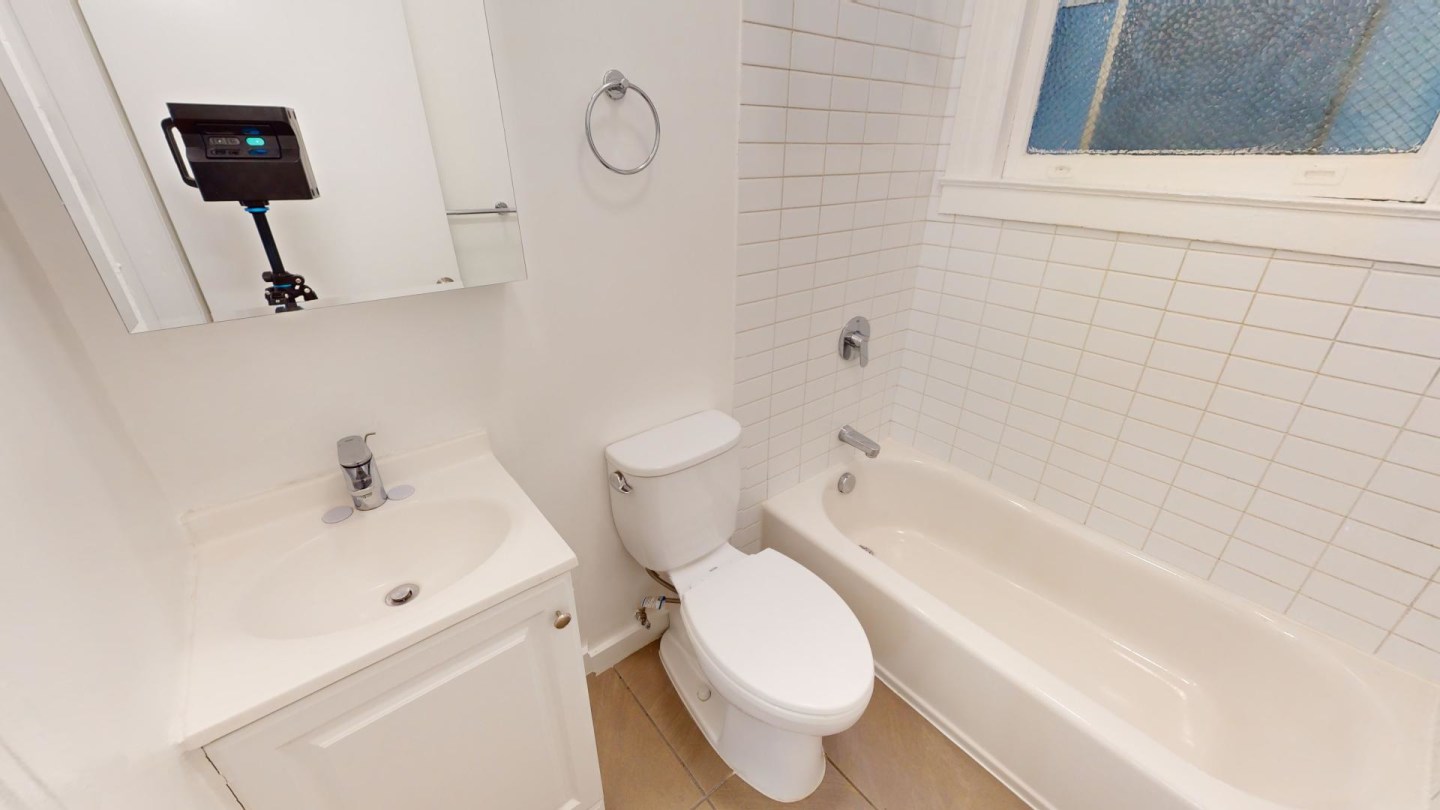 400 DUBOCE Image 17
