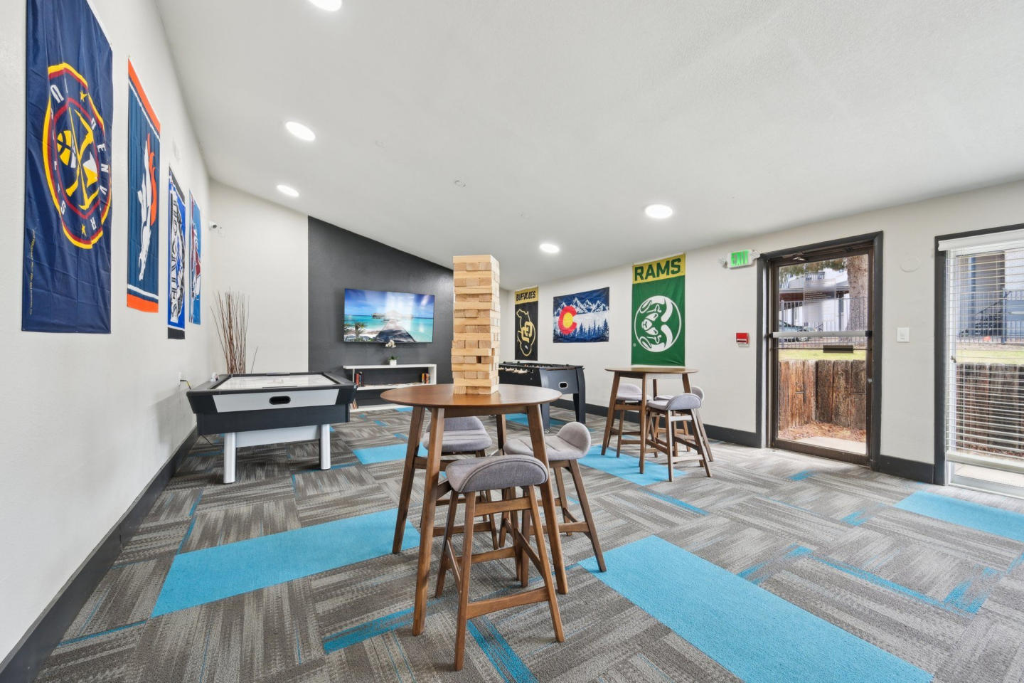 3300 Tamarac Image 17