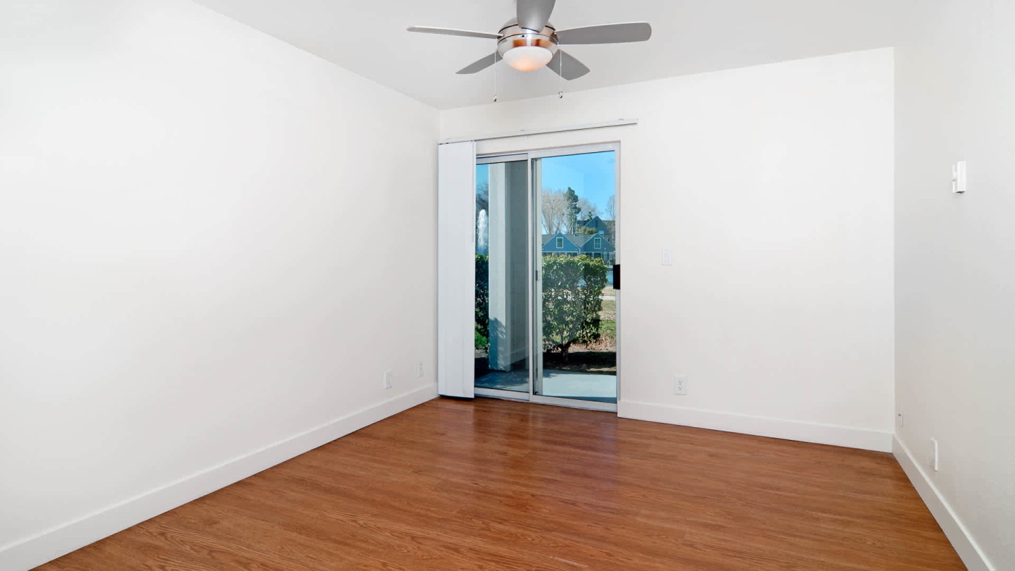 Riva Terra Apartments at Redwood Shores Image 56