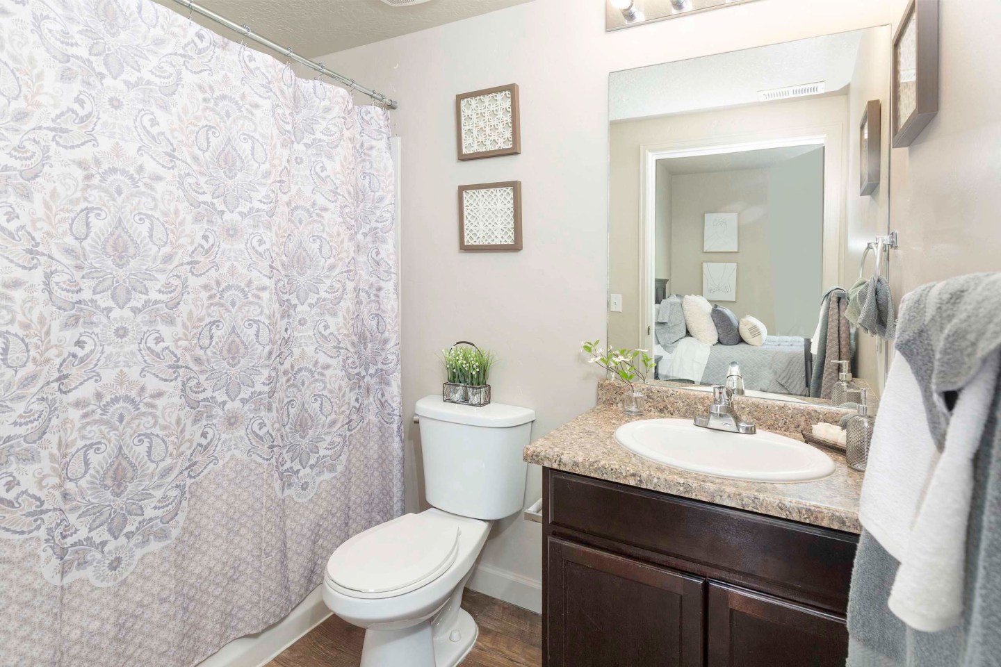 Oquirrh Hills Image 37