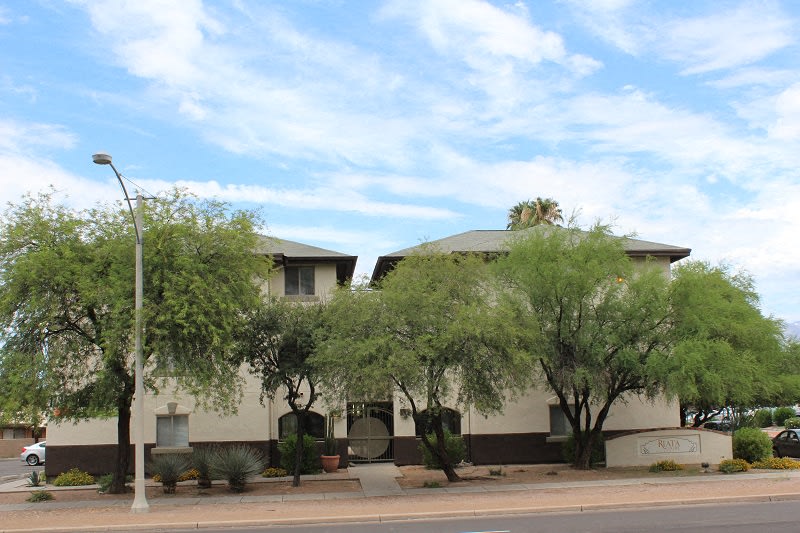 Riata Court Image 4