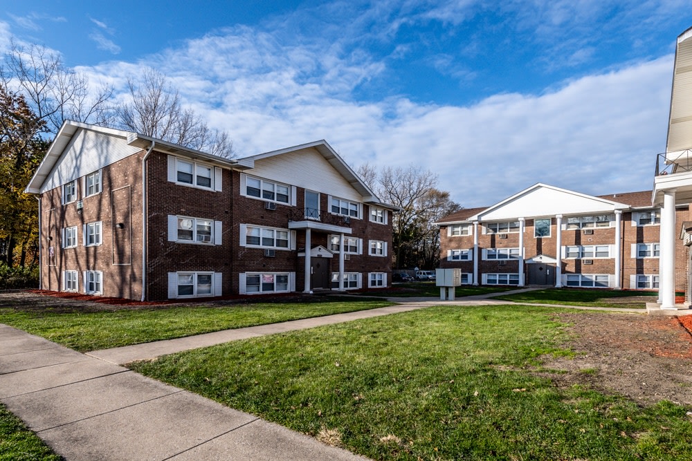 14538 S Cottage Grove Ave Image 1