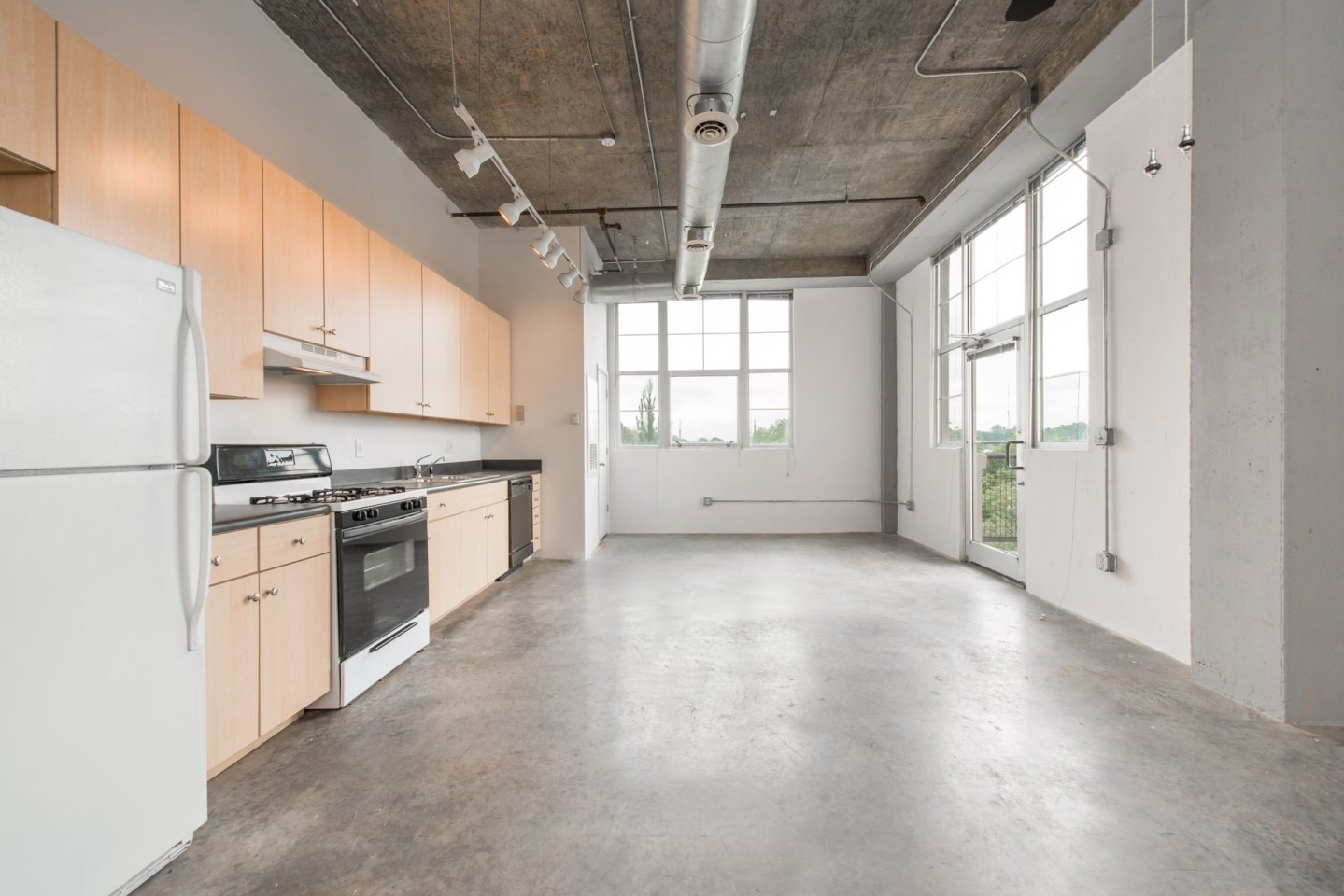 Ice House Lofts Image 6