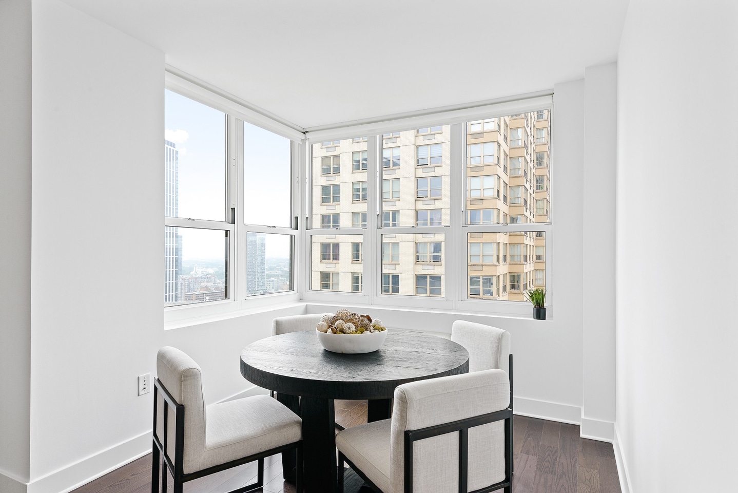 65 Bay Street Image 17