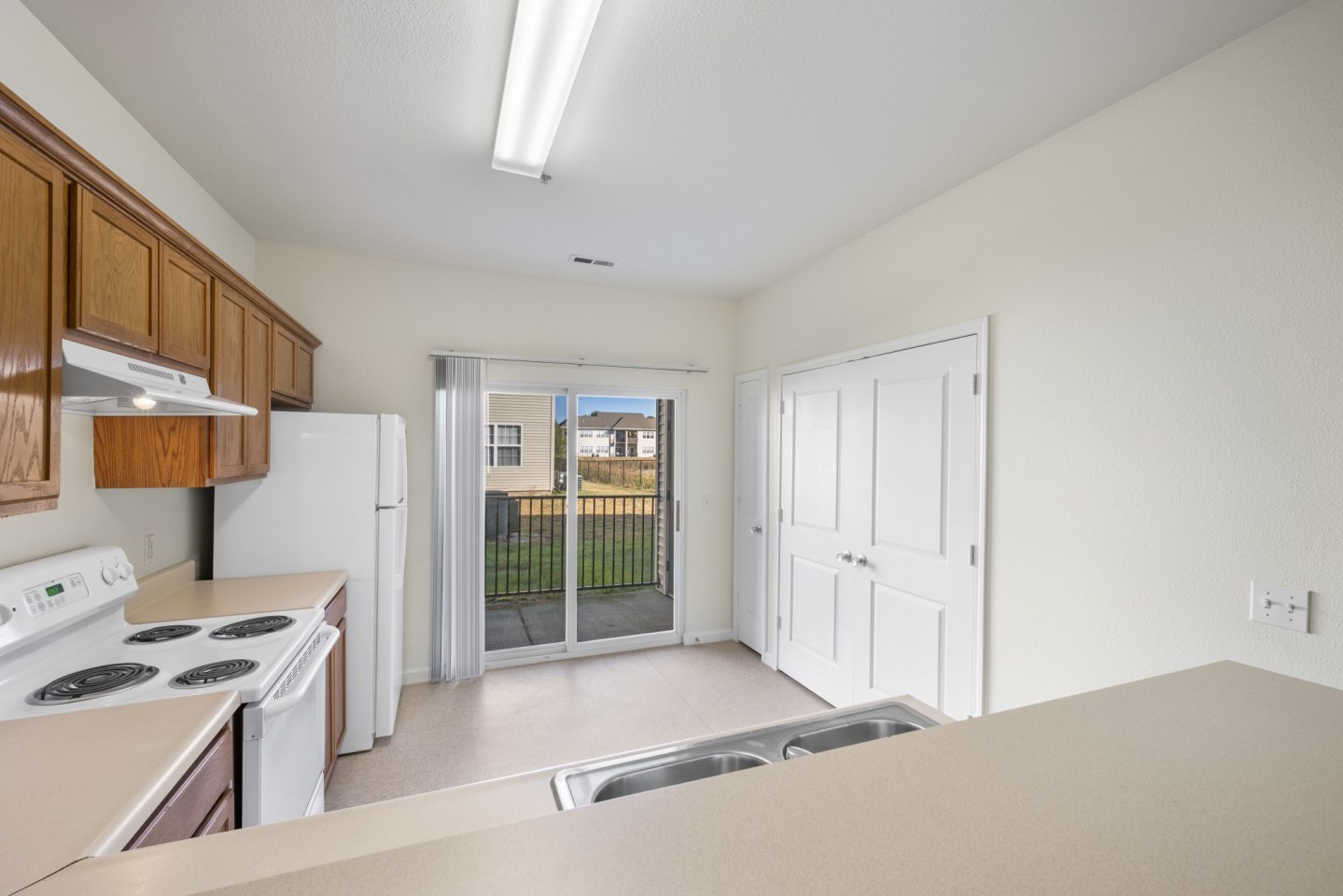 Reserve at Norton Shores Image 11
