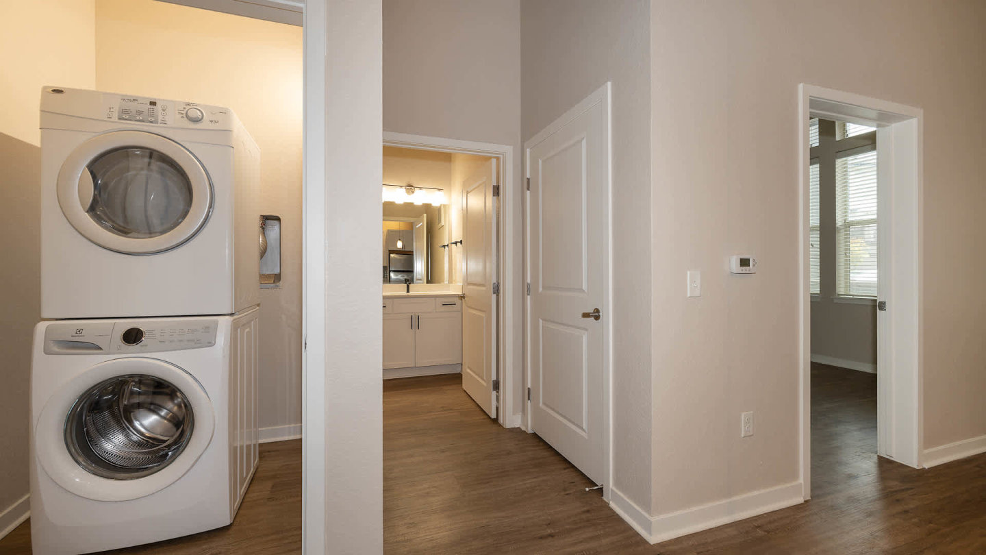 Arbour Square Apartment Image 44