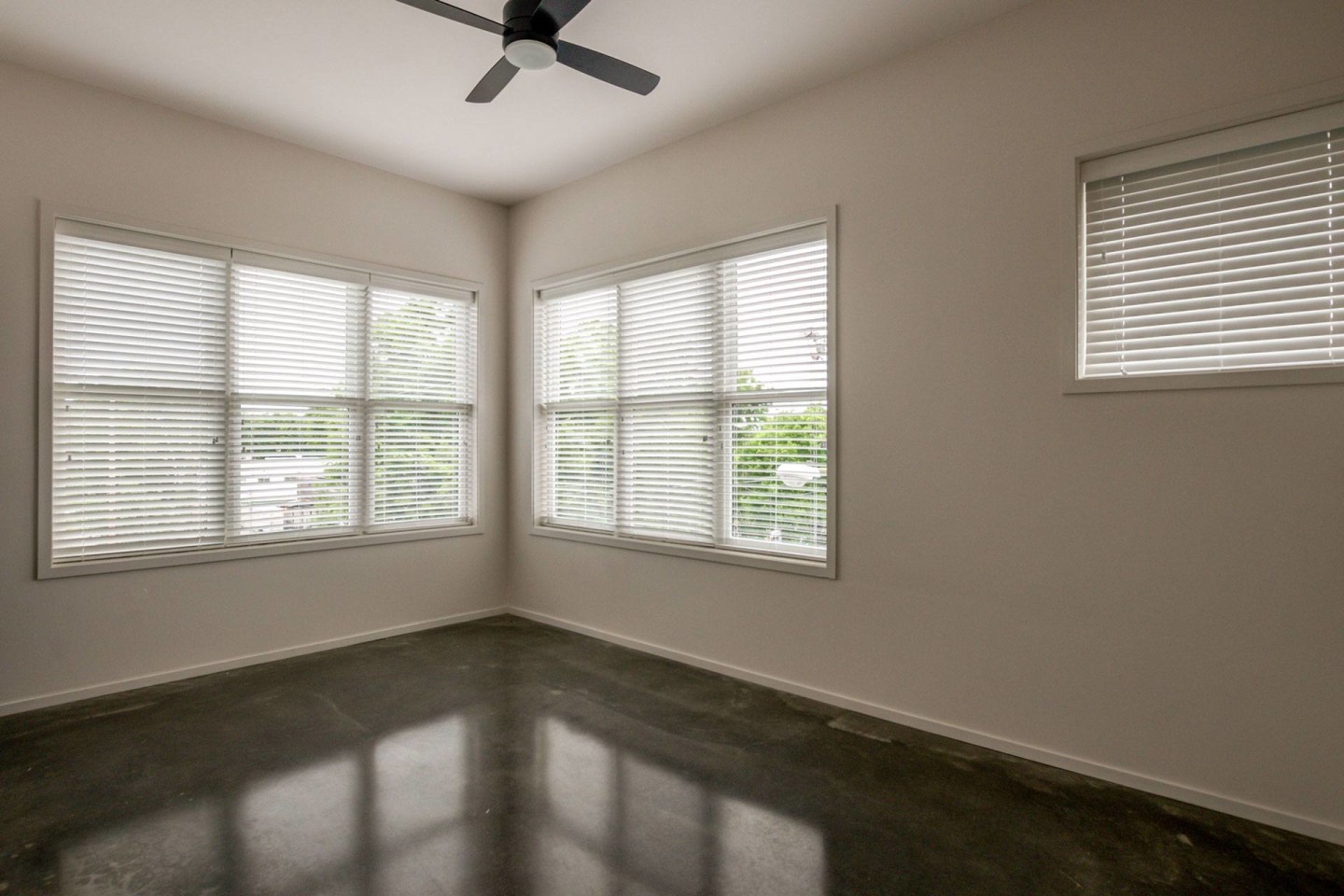 2100 Acklen Flats Image 11