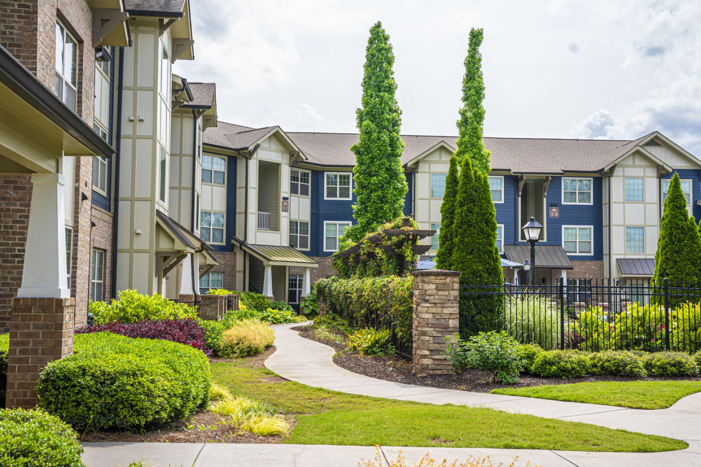Avonlea Square Image 4
