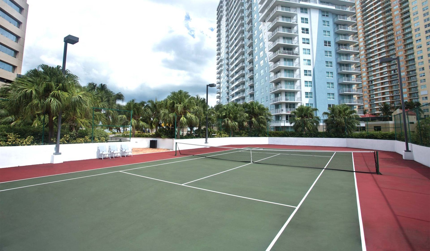 Yacht Club at Brickell Apartments Image 18