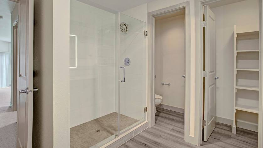 The Carillon Apartment Residences Image 28