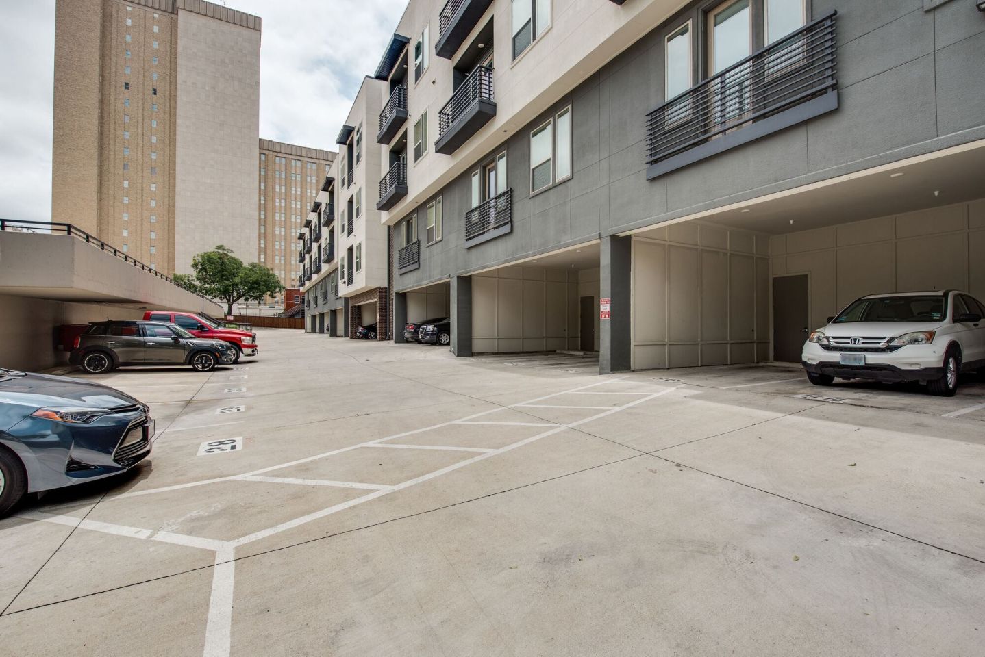 Haskell Flats Image 16
