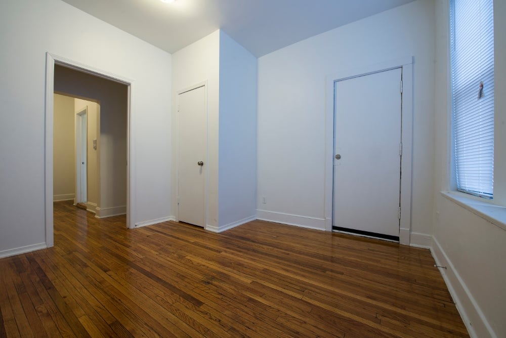 5901 S Michigan Ave Image 13