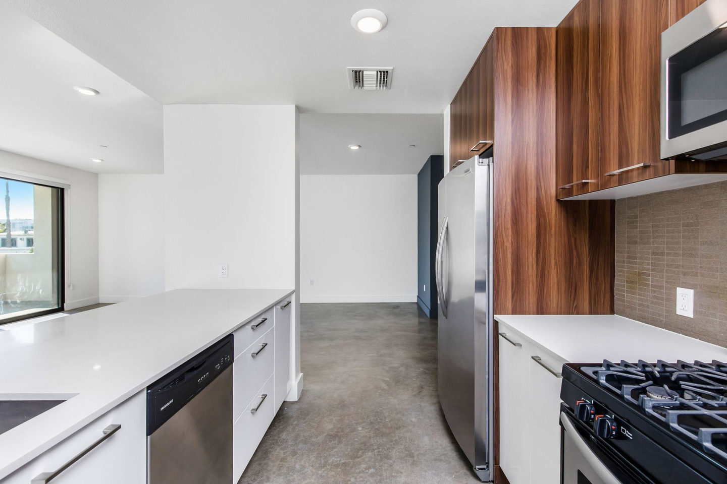 H Wood Apartments Image 34