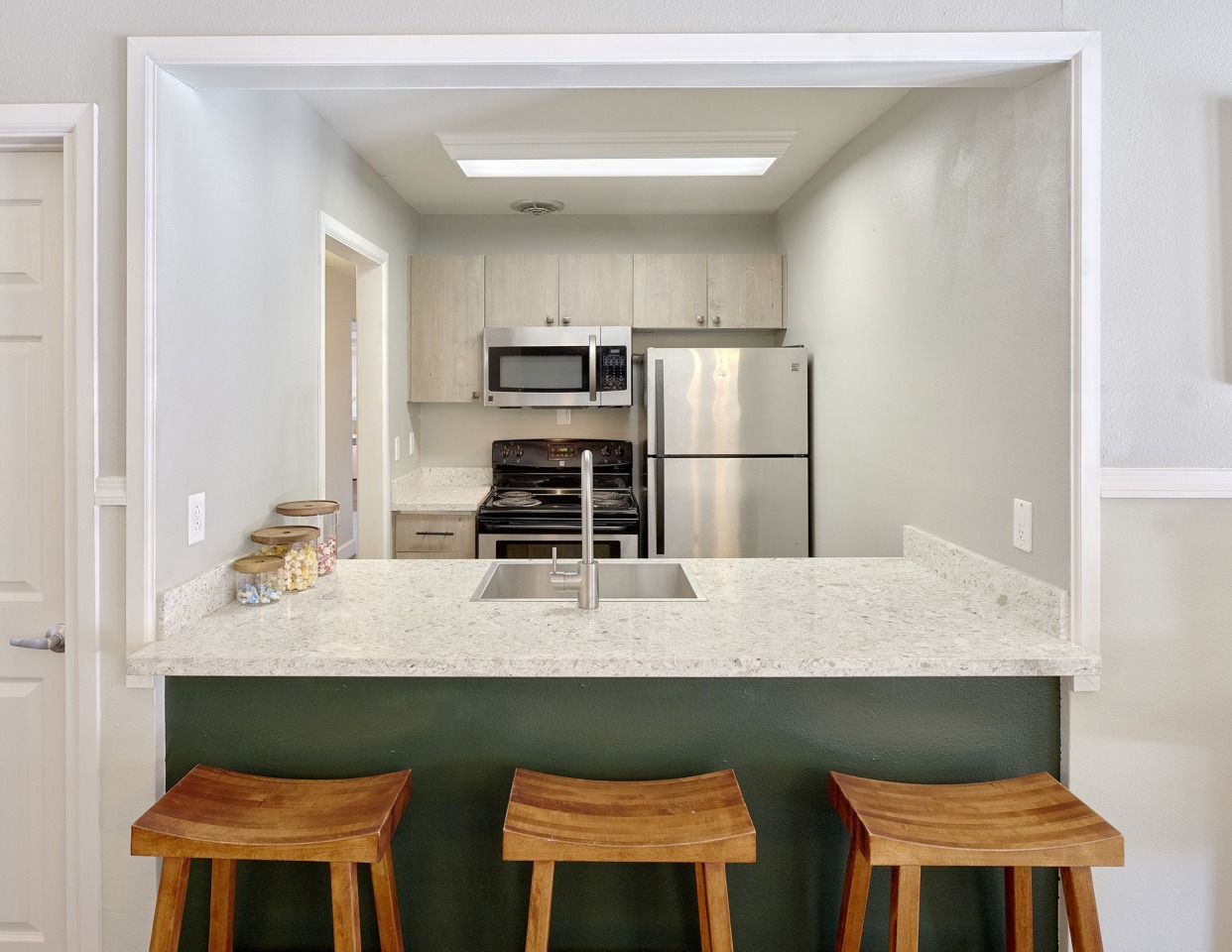 Forest Hill Village Image 3