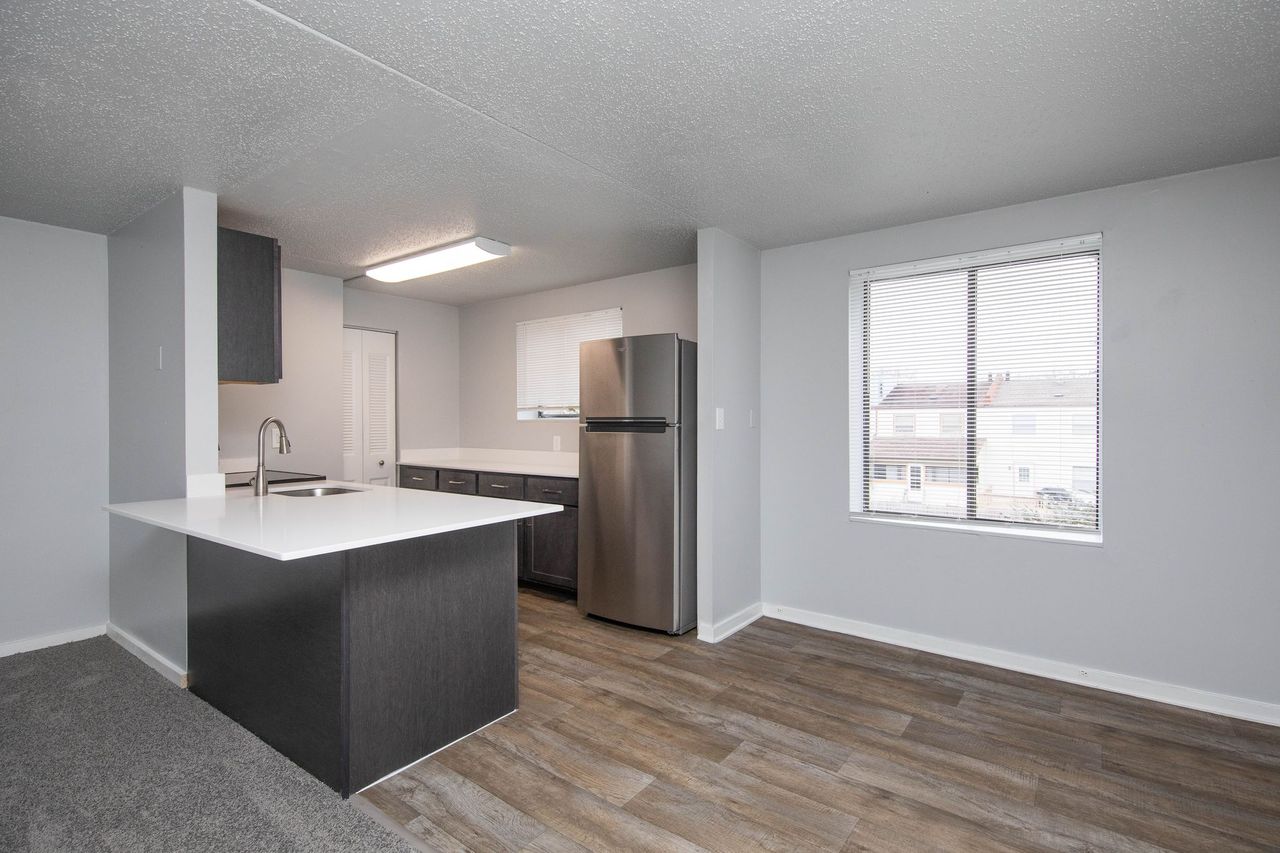 Premier Village Apartments Image 2
