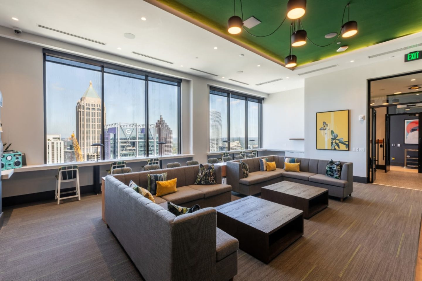 Momentum Midtown Image 38