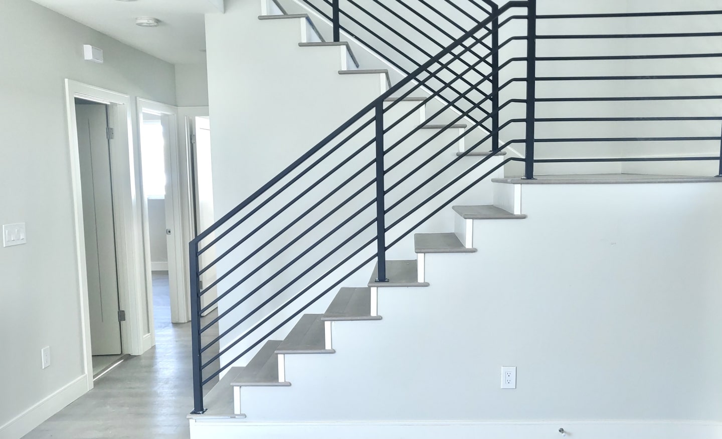 1344 W 37th Place - Co-Living Image 10
