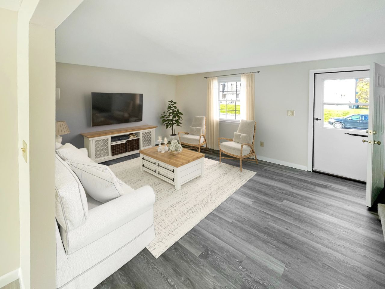 Meadowbrook Village Image 8