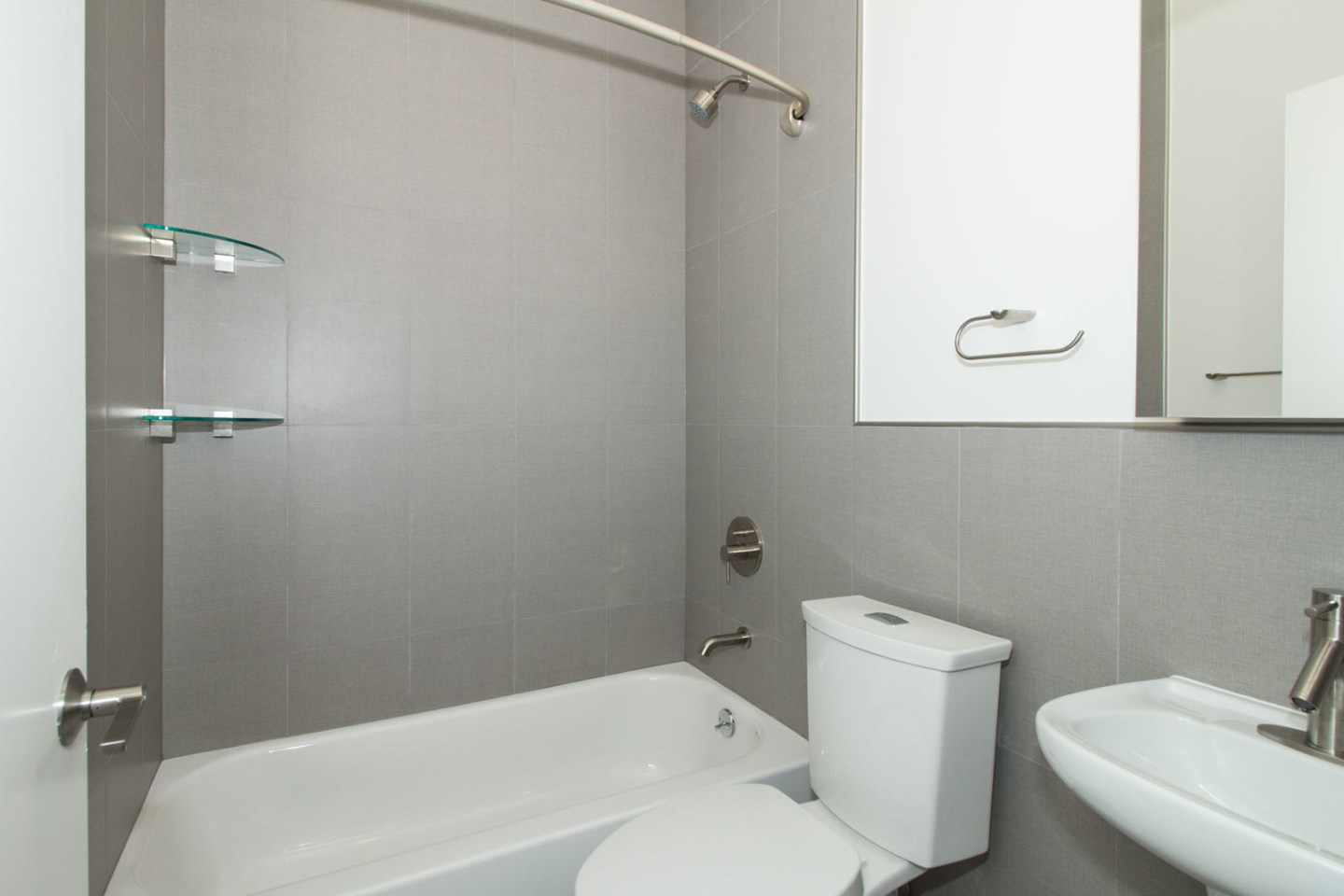 1424 Polk Image 12