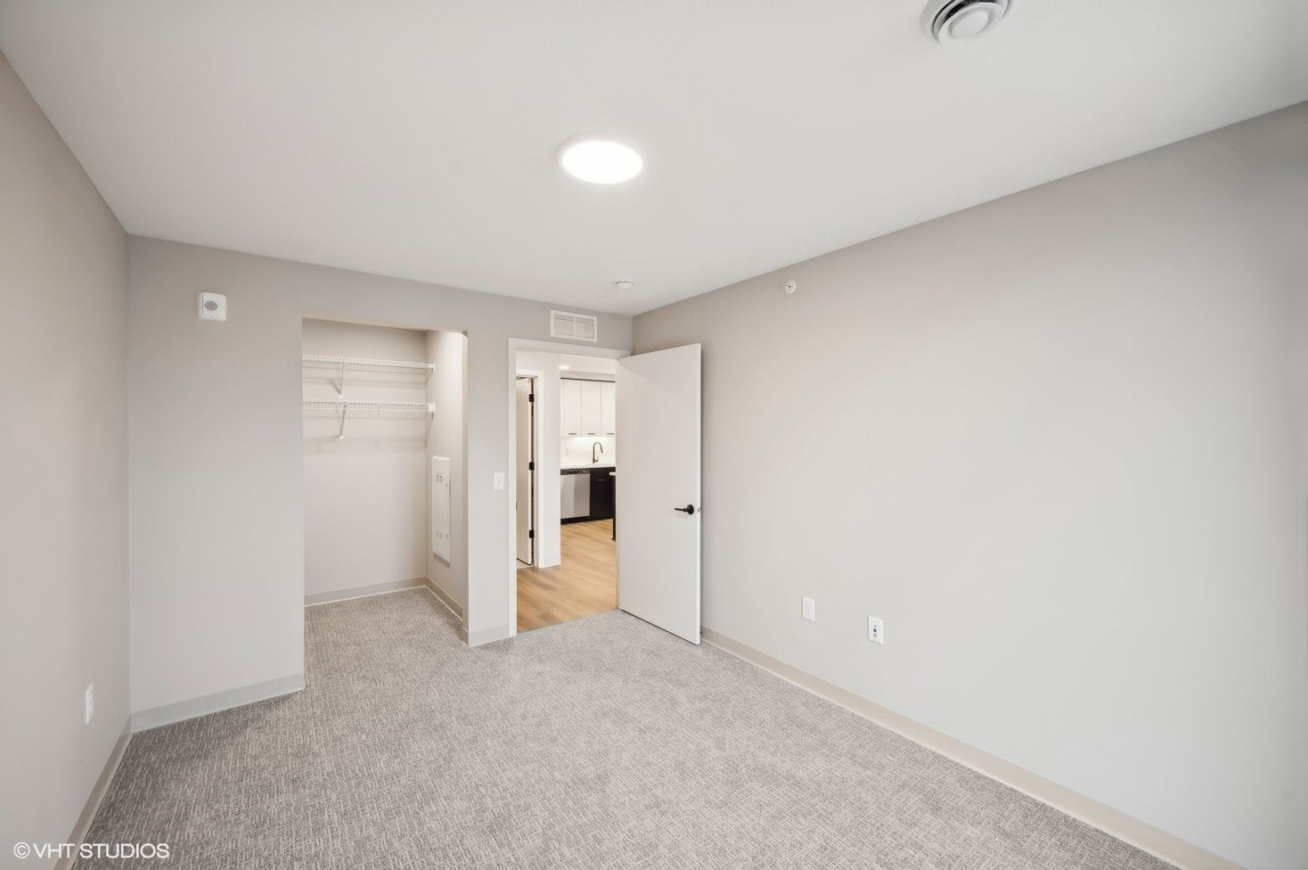 Harbourline Apartments Image 27