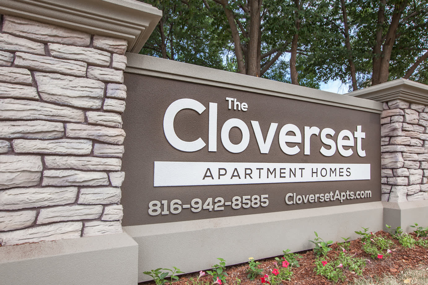 Active Adult - Cloverset Valley Apartment Homes Image 15