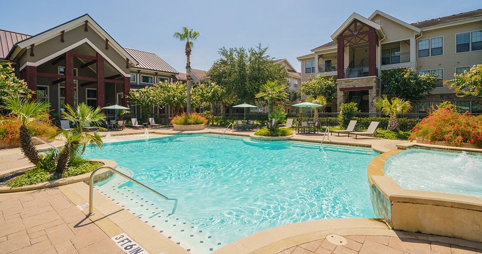 Northgate Oaks Image 3
