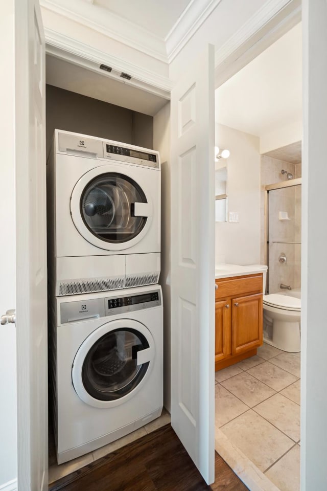 Madison Mall Apartments Image 15